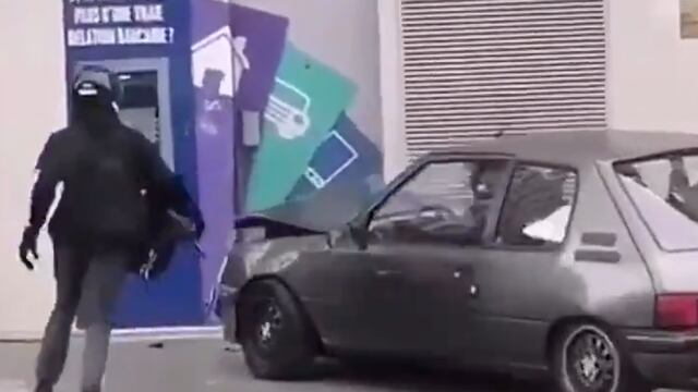Intentan robar un cajero automático en Francia