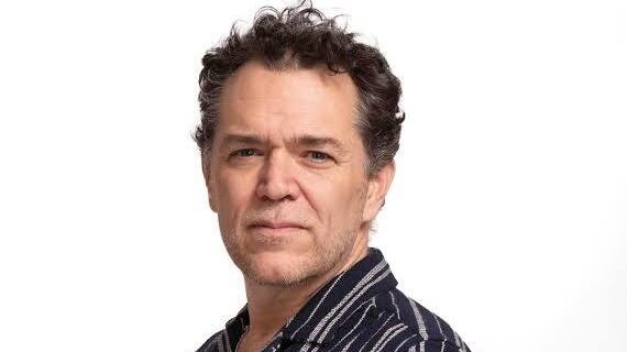 ¿Quién es Juan Miguel Zunzunegui? Autor de La Revolución de la Libertad