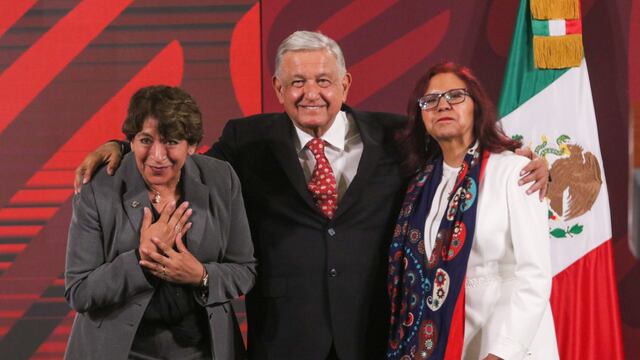 AMLO posó junto a Delfina Gómez y Leticia Ramírez