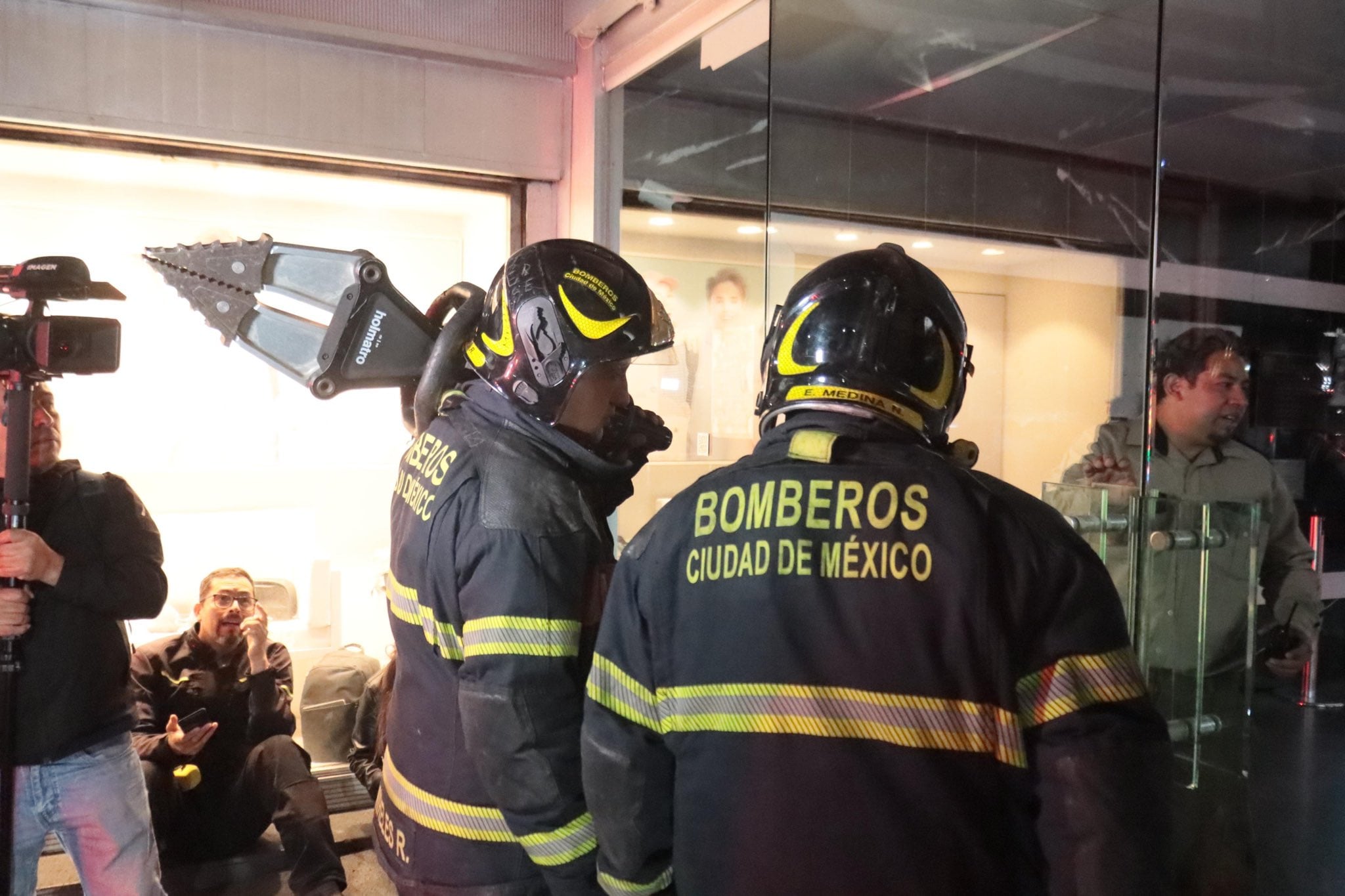 Bomberos CDMX en Torre Latinoamericana