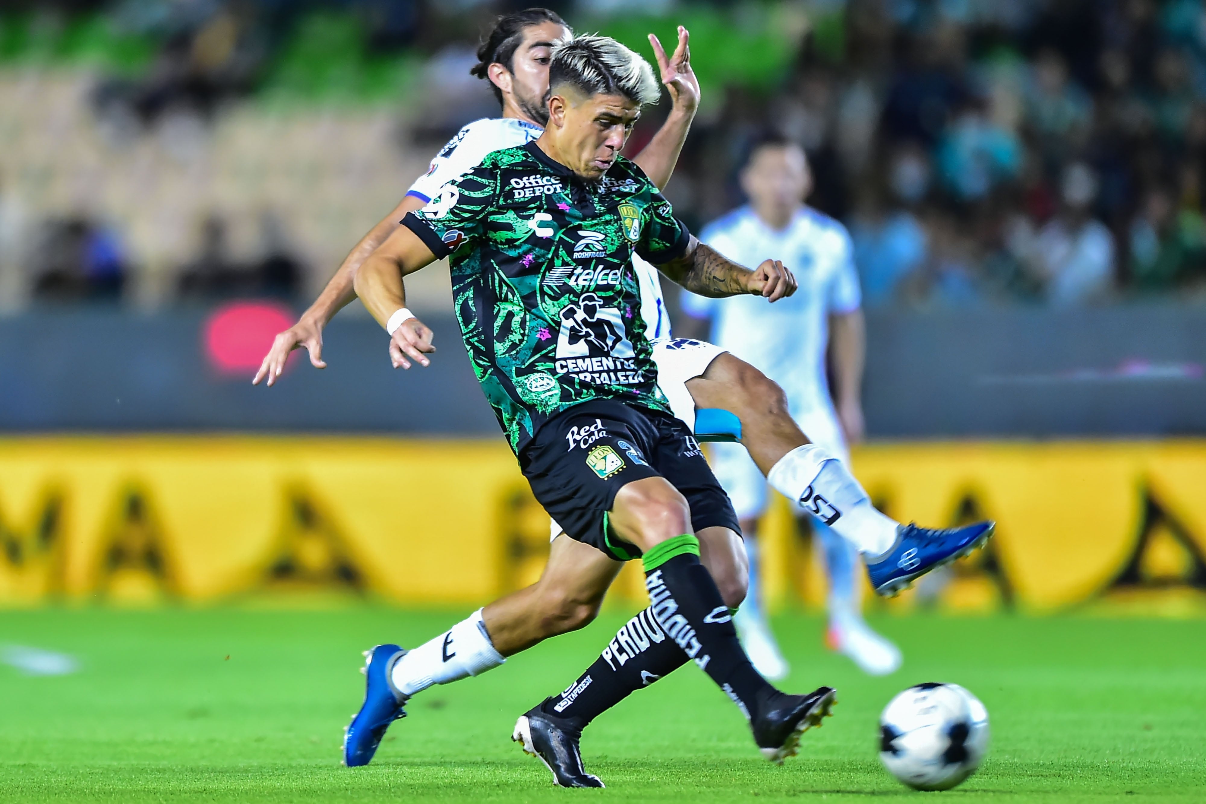 León vs Mazatlán.