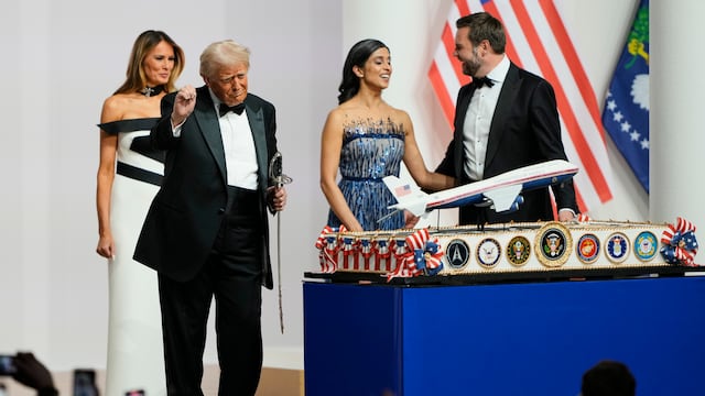 Donald Trump baila al ritmo de Y.M.C.A. de Village People