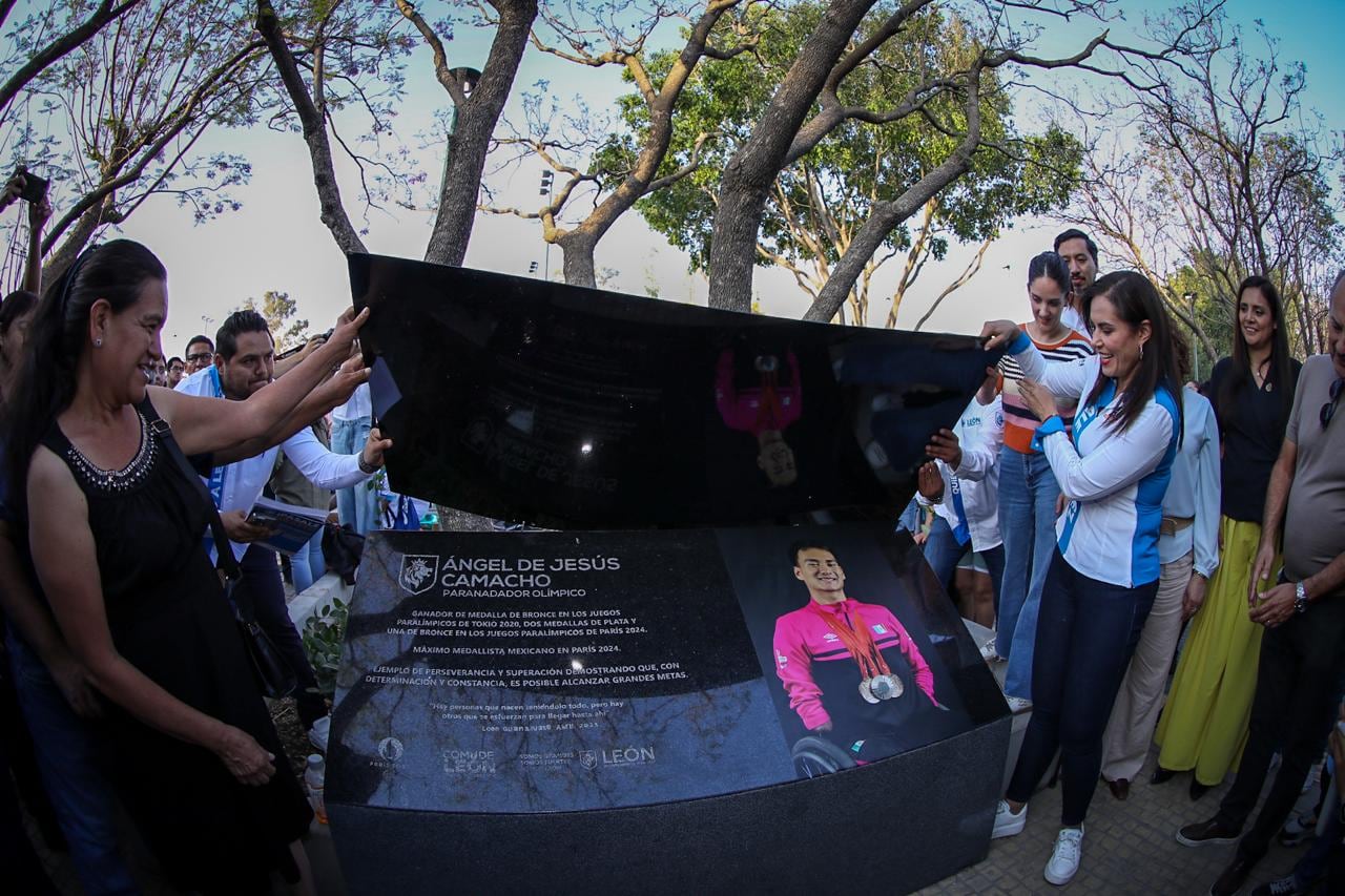 Ale Gutiérrez remodela parque deportivo Enrique Fernández Martínez