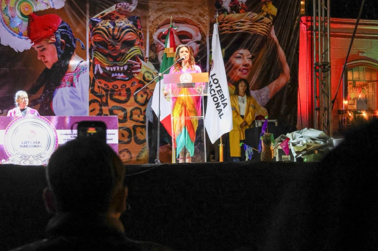Lotería Nacional rinde homenaje a Festival Huey Atlixcáyotl
