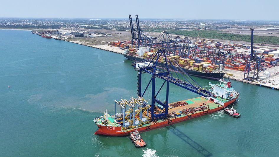 Hutchison Ports ICAVE certifica a 427 trabajadores en el puerto de Veracruz