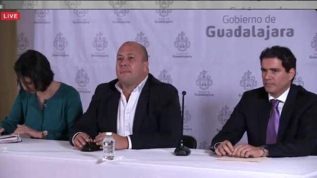 Alfaro detalló que, actualmente, el Ayuntamiento cuenta solamente con 25 millones de pesos en cuentas bancarias, con los que debe hacer frente a todas las necesidades del la ciudad.
 