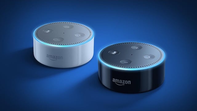 Los altavoces inteligentes Amazon Echo Dot.