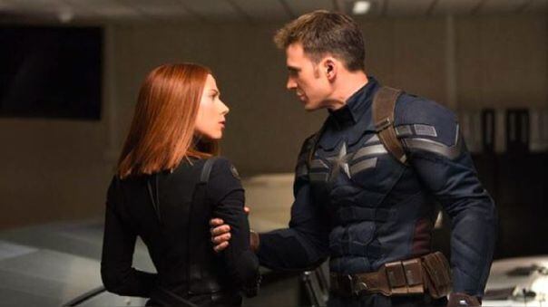 Scarlett Johansson y Chris Evans