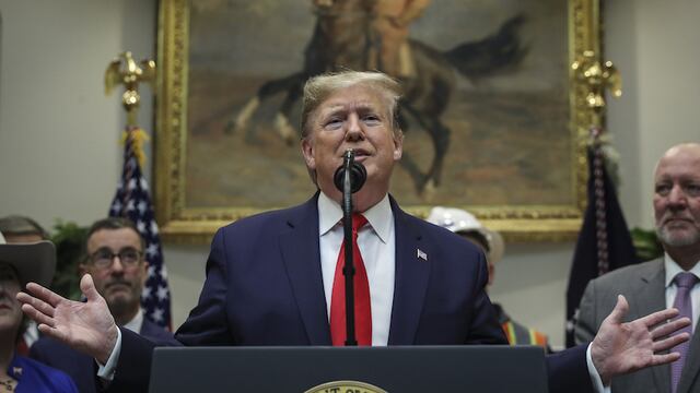 Donald Trump sospecha que Irán derribó por accidente el avión de Ucrania