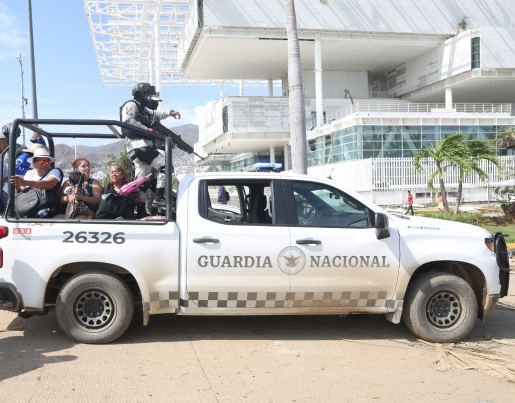 Ejército y Guardia Nacional asumen seguridad en Acapulco tras paso de huracán Otis