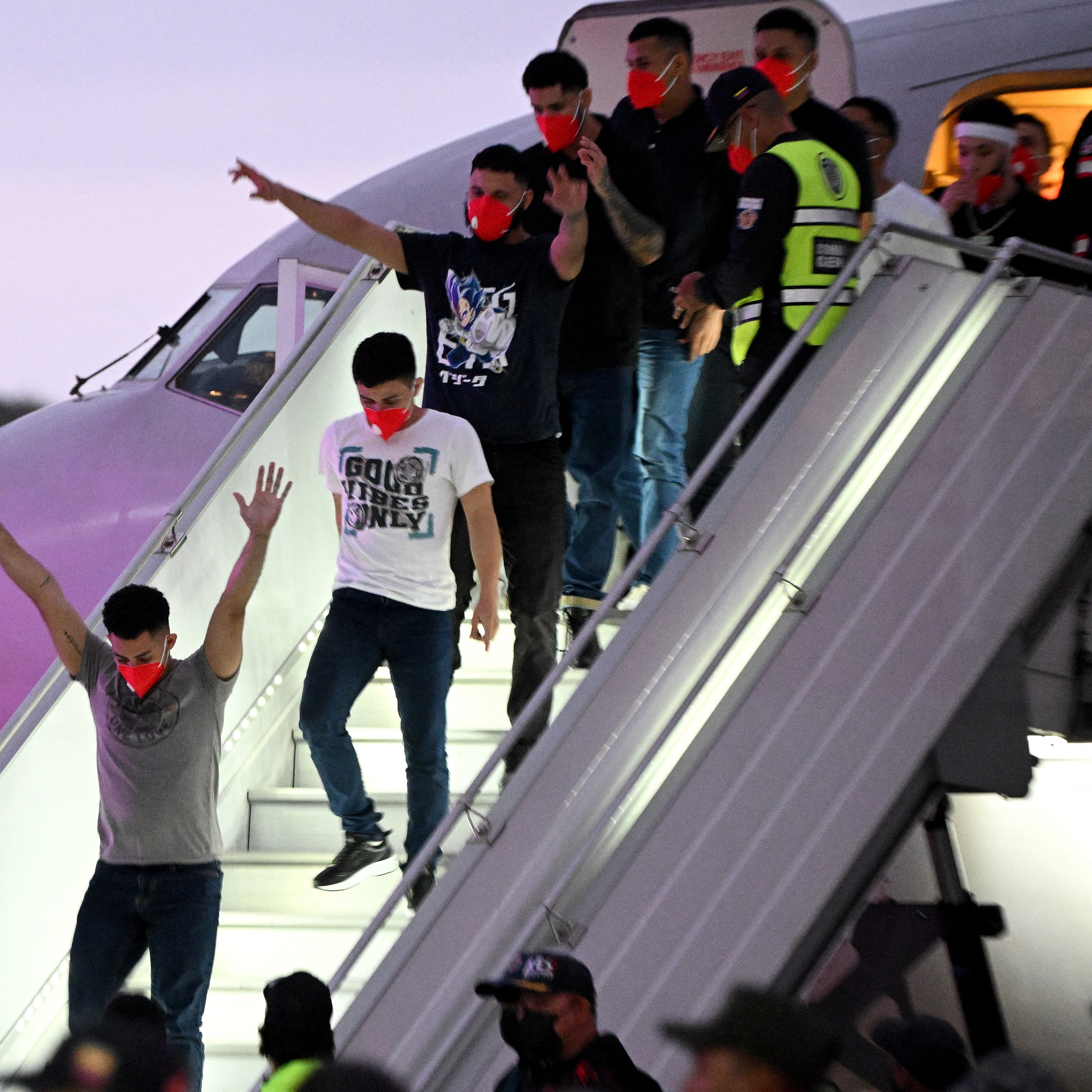 Nayib Bukele devolvió migrantes a Venezuela a cambio de liberar ciudadanos secuestrados de Estados Unidos; hay un mexicano