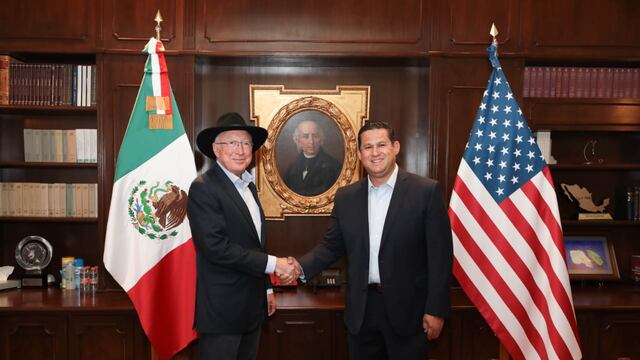 Ken Salazar y Diego Sinhue