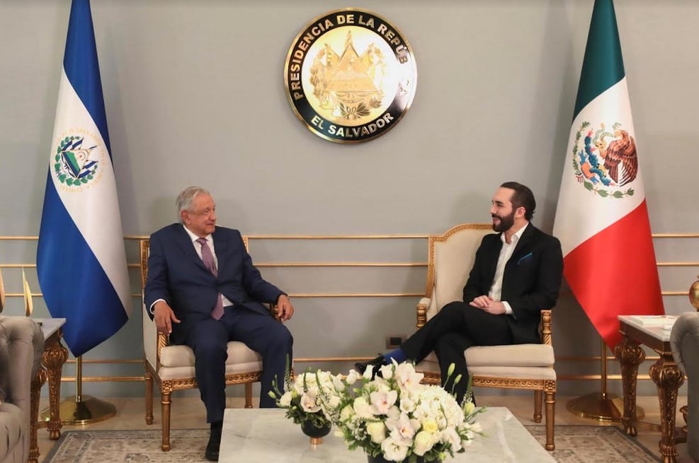 AMLO y Bukele