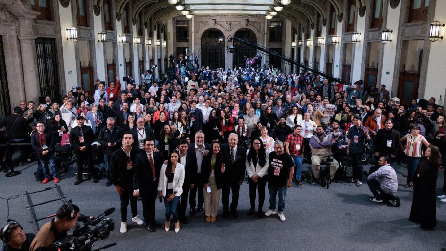 AMLO y el Primer Encuentro Continental de Comunicadores Independientes