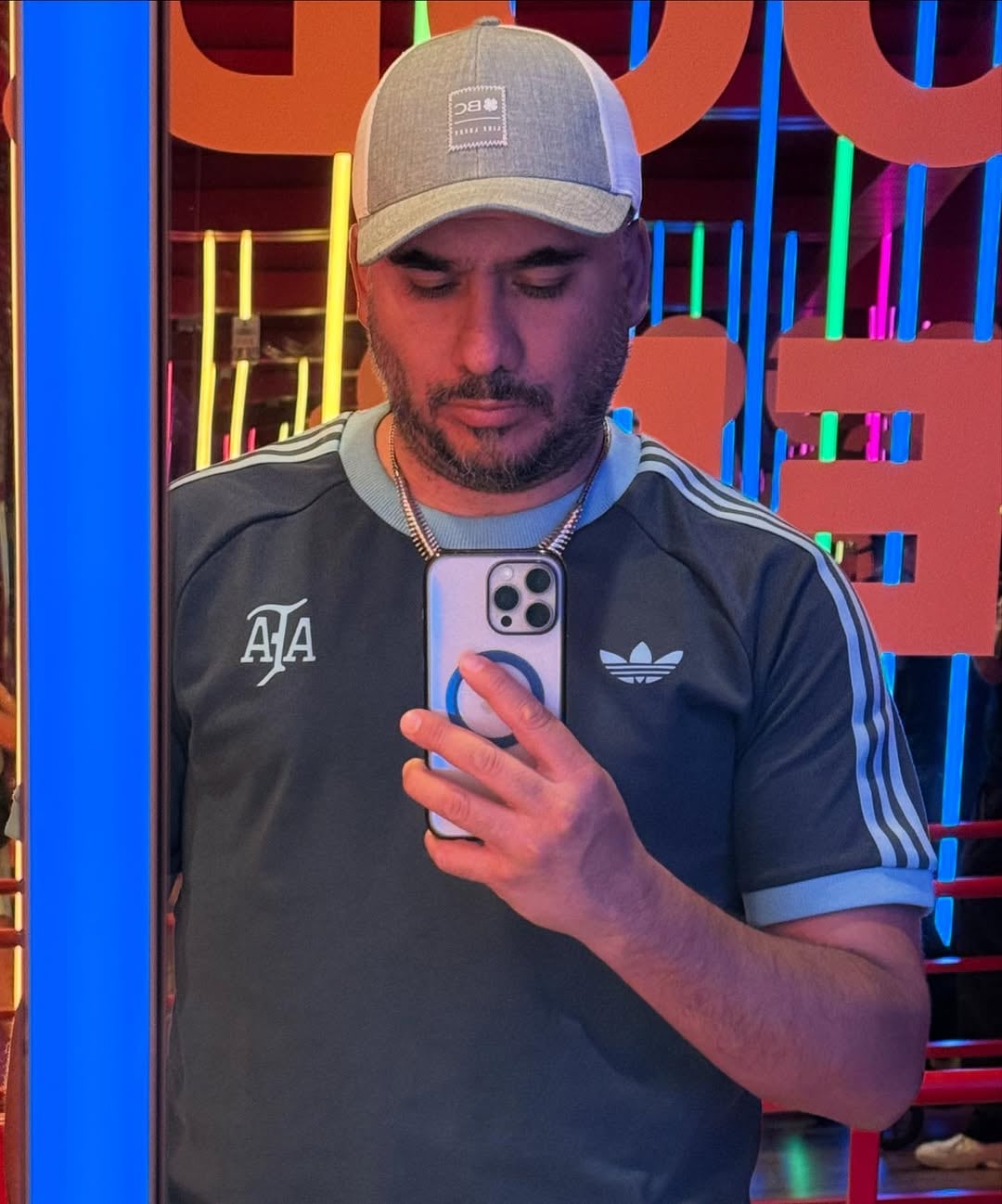 Escorpión Dorado (Alex Montiel)