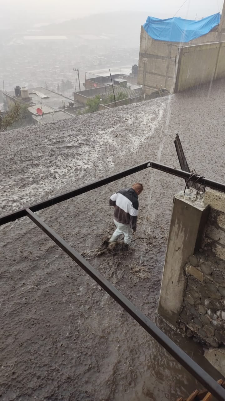 VIDEO: Obras en Buenavista, Estado de México, ocasionan inundaciones en casas de vecinos de San Marcos