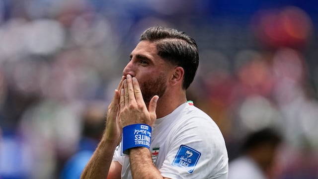 Alireza Jahanbakhsh dedica emotivo mensaje a México tras estancia de Irán en Tijuana.