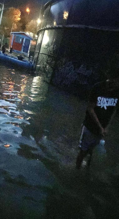 Fuga de agua en Juárez, Monterrey