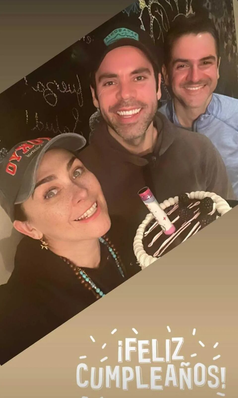 Aracely Arámbula celebra su cumpleaños 49