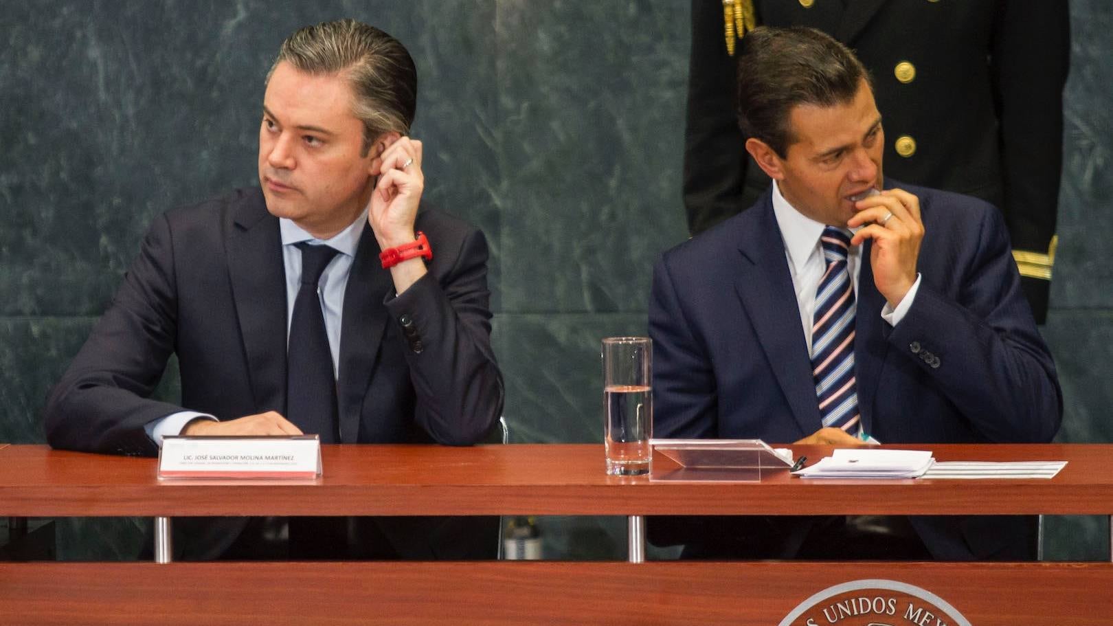 Aurelio Nuño y Enrique Peña Nieto.
