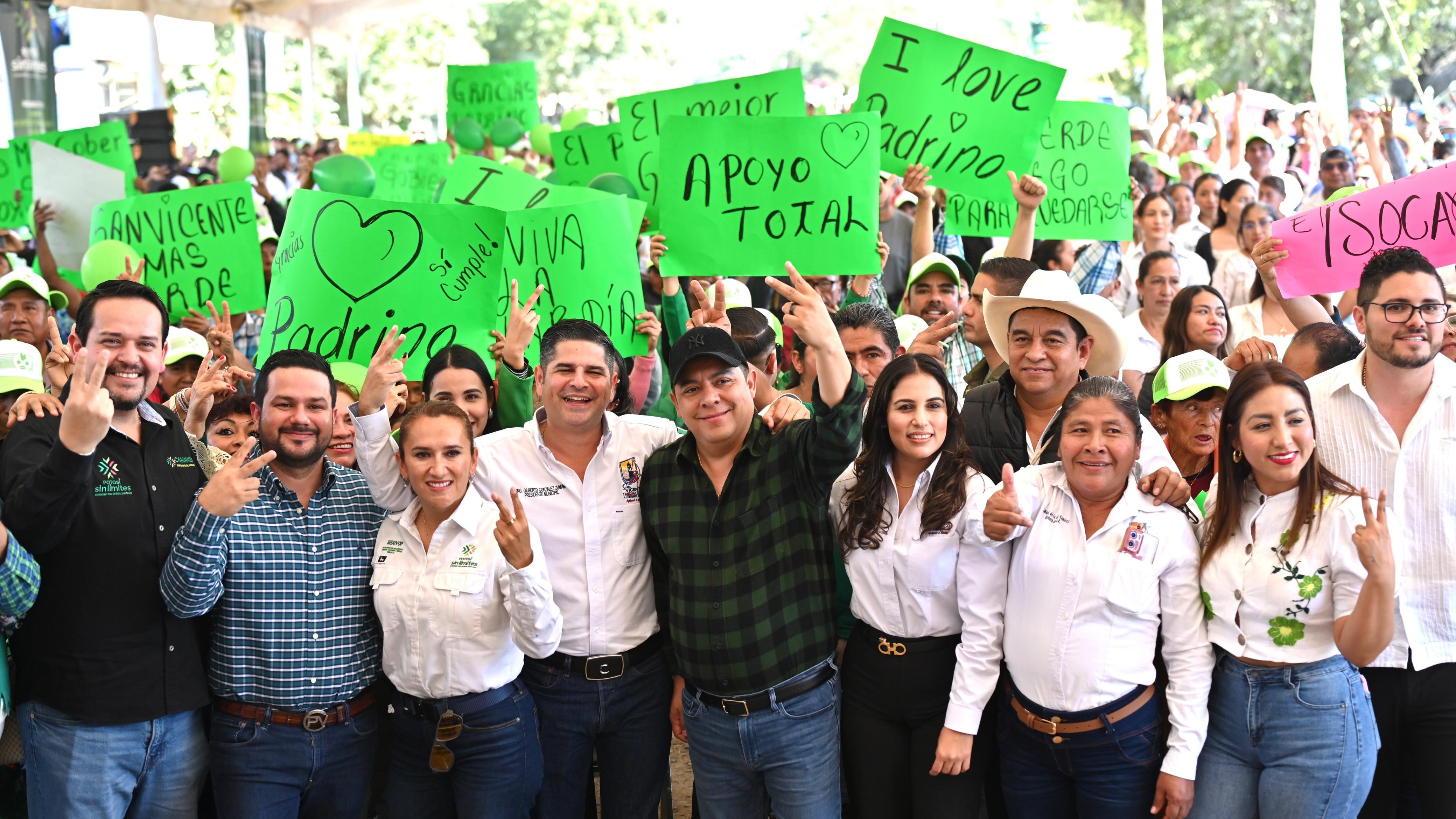 Ricardo Gallardo moderniza carretera San Vicente–El Higo