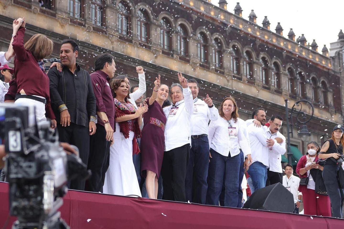 Higinio Martínez felicitó a Claudia Sheinbaum por su primer año de gobierno.