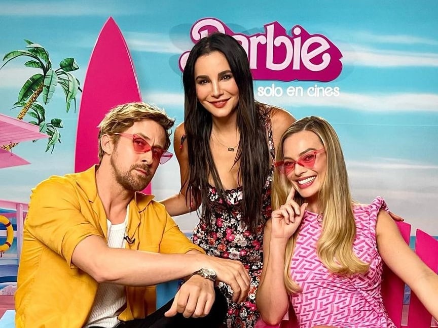 Martha Higareda se presume junto a Margot Robbie y Ryan Gosling.