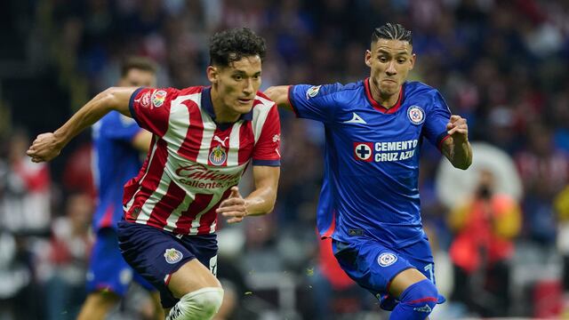 Uriel Antuna vs Chivas.