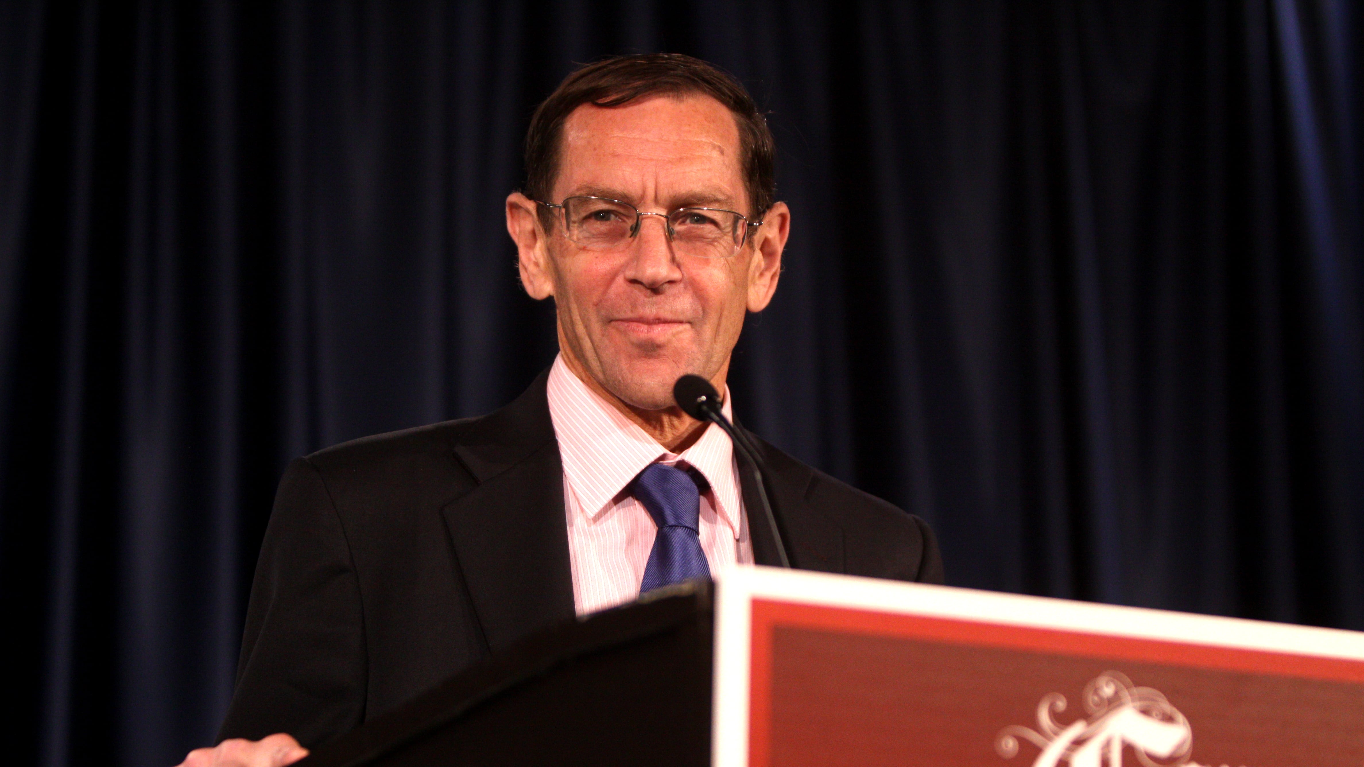 ¿Quién es Bruce Fein? El abogado que se suma a la defensa de Maduro