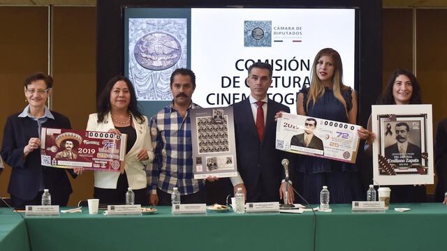 Presentación de elementos conmemorativos en la Cámara de Diputados