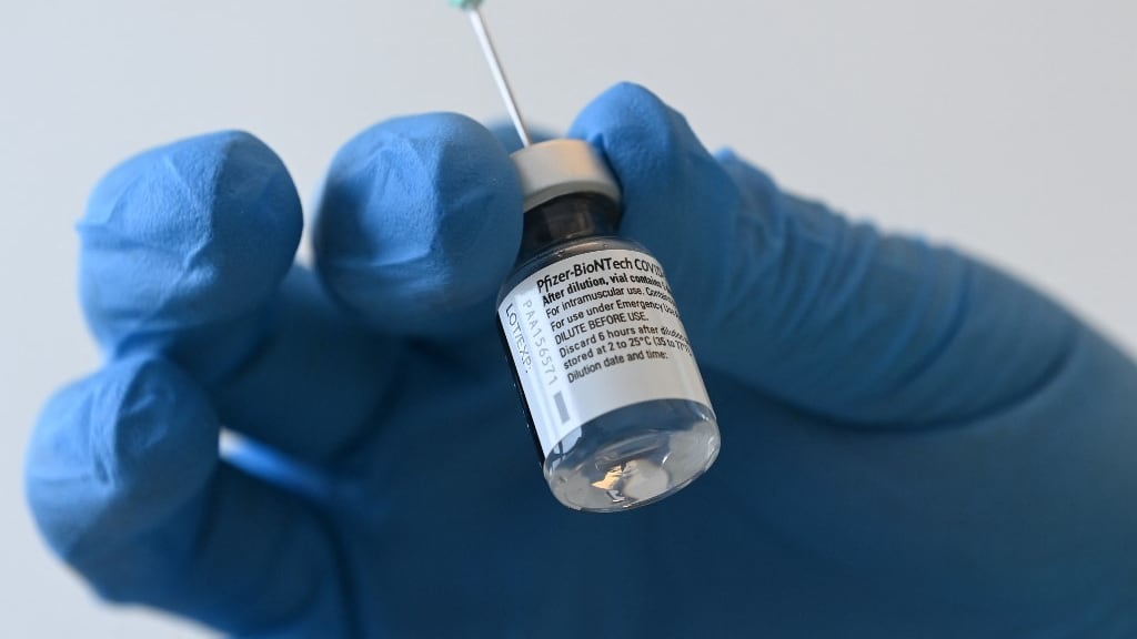 Vacuna de Pfizer para niños estará disponible en junio de 2021, estiman