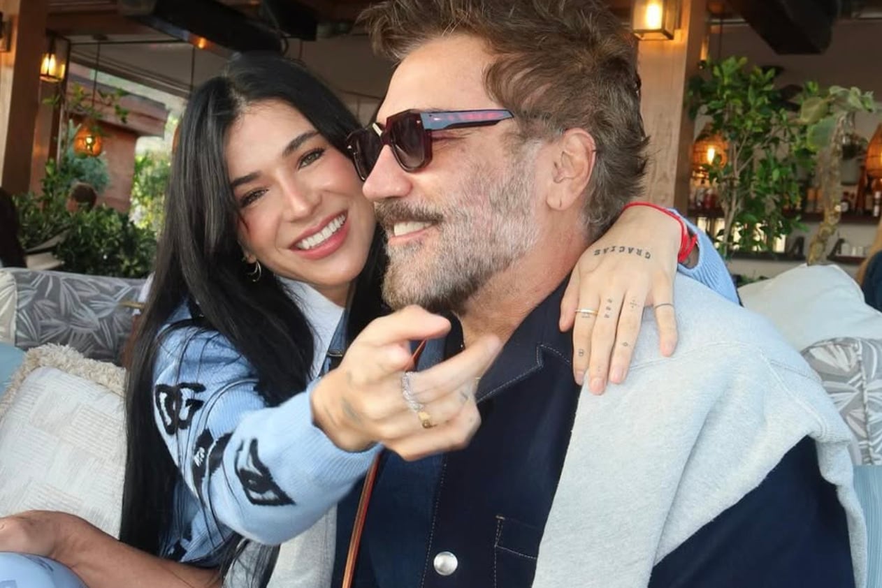 Alejandro Fernández y Karla Laveaga