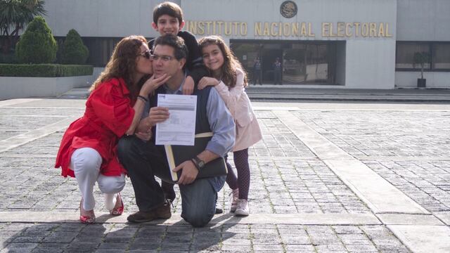 Armando Ríos Piter. Prerregistro ante el INE.