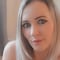 Estilista se hace millonaria en OnlyFans tras perder su empleo