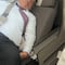 FOTO: Captan dormido a Alejandro Moreno en avión; “siempre ando en chinga”, responde