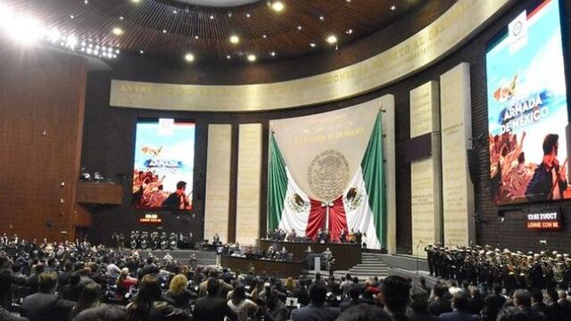 Morena prepara Ley de Impuestos para importación y exportación