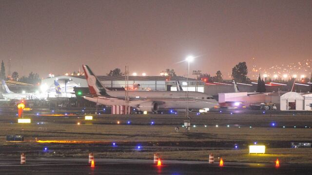 El nuevo avión presidencial aterrizó esta madrugada en el AICM