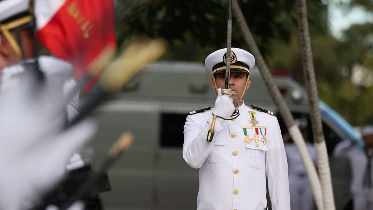 ¿Quién es Manuel Roberto Farías Laguna? Vicealmirante de la Marina detenido