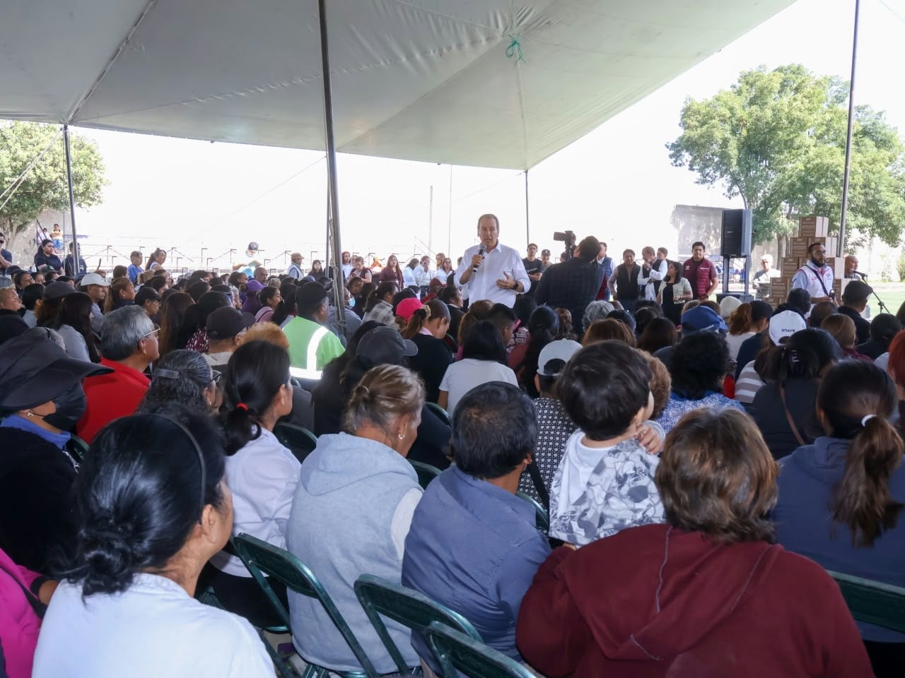 Puebla entrega 14 mil 700 despensas del programa Alimentación Imparable.