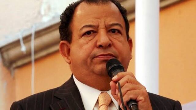 Los dirigentes del partido de López Obrador han volteado la vista hacia un popular personaje como Luis Walton Aburto.