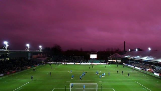 El cielo púrpura del Reino Unido