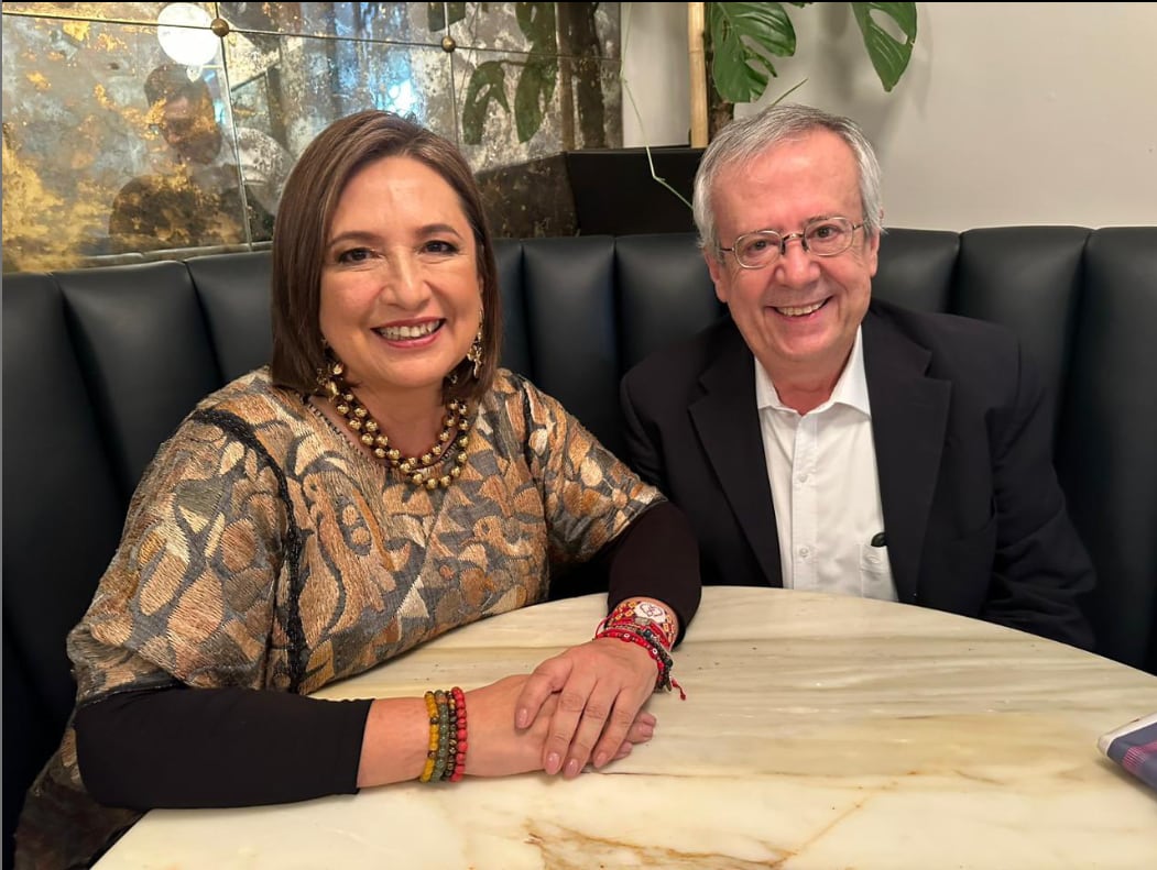 Xóchitl Gálvez dio la bienvenida al extitular de la SCHP, Carlos Manuel Urzúa Macías, para incorporarse al Frente Amplio por México.