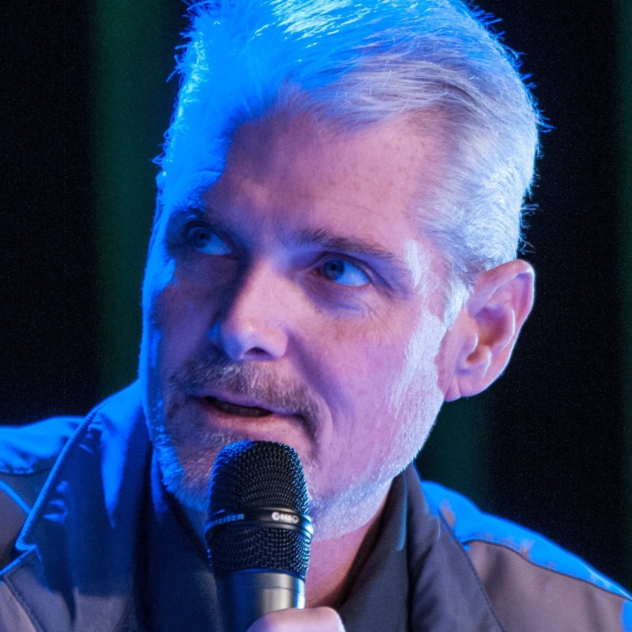 Tom Kane, actor de doblaje
