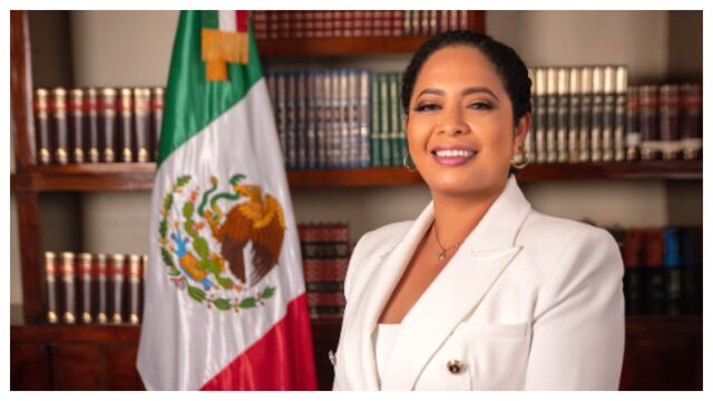 La alcaldesa municipal de Benito Juárez (Gro.), Glafira Meraza Prudente sufrió un atentado en el que dos sujetos dispararon contra su casa.