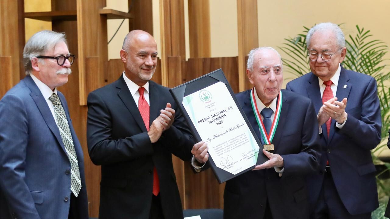 SICT entrega Premios Nacionales de Ingeniería y Arquitectura en Palacio Postal