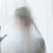Usuario de Airbnb exigió su reembolso tras ser acosado por un fantasma; esto pasó