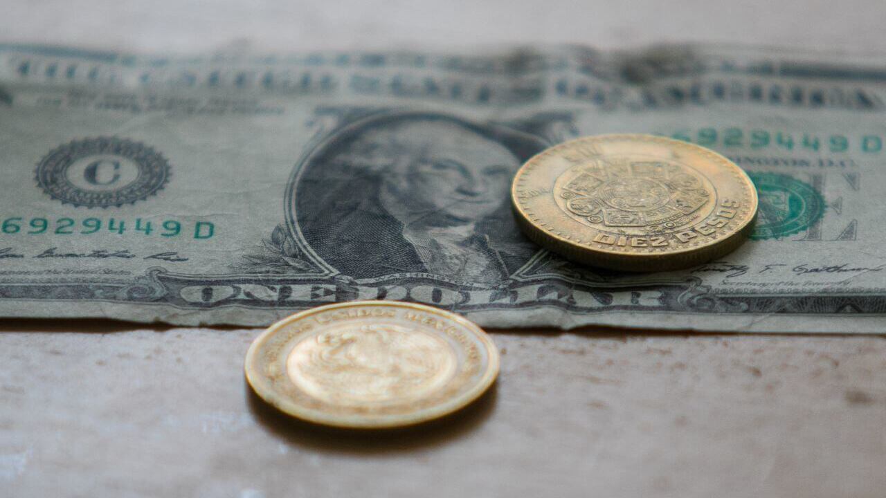 Dólar se vende por debajo de los 20 pesos