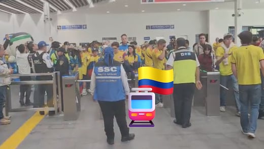 La fiebre colombiana invade el Tren Ligero rumbo al Estadio Banorte previo al partido