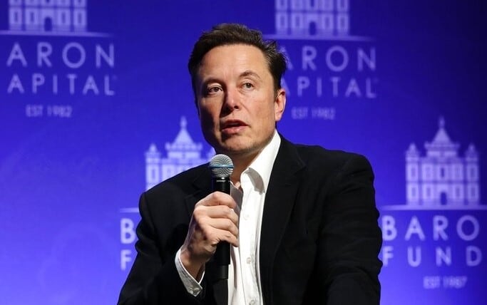 El multimillonario Elon Musk presumió que pago 3 meses de liquidación a los trabajadores de Twitter que corrió.