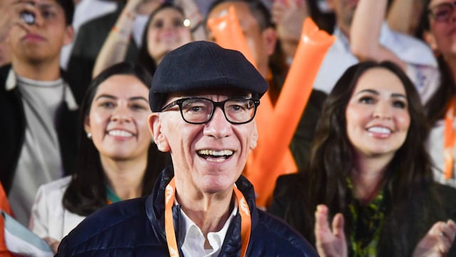 Dante Delgado, presidente de la Comisión Nacional de Convenciones y Procesos Internos, de MC